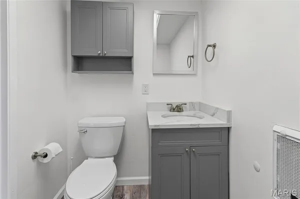$149,900 | 10135 Sakura Drive, Unit G, St. Louis, MO 63128
