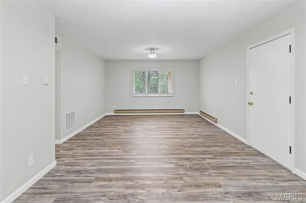$149,900 | 10135 Sakura Drive, Unit G, St. Louis, MO 63128