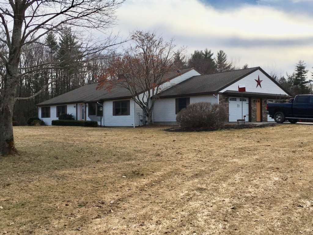 680 Haverhill Road Derry, NH 03038 - Photo 2 of 29