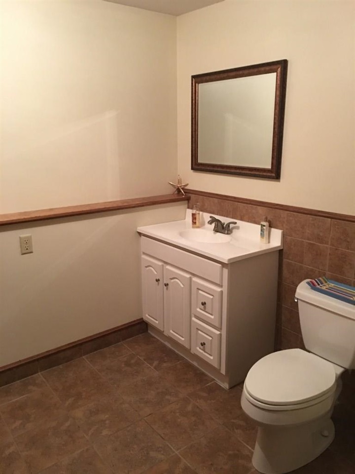 680 Haverhill Road Derry, NH 03038 - Photo 22 of 29