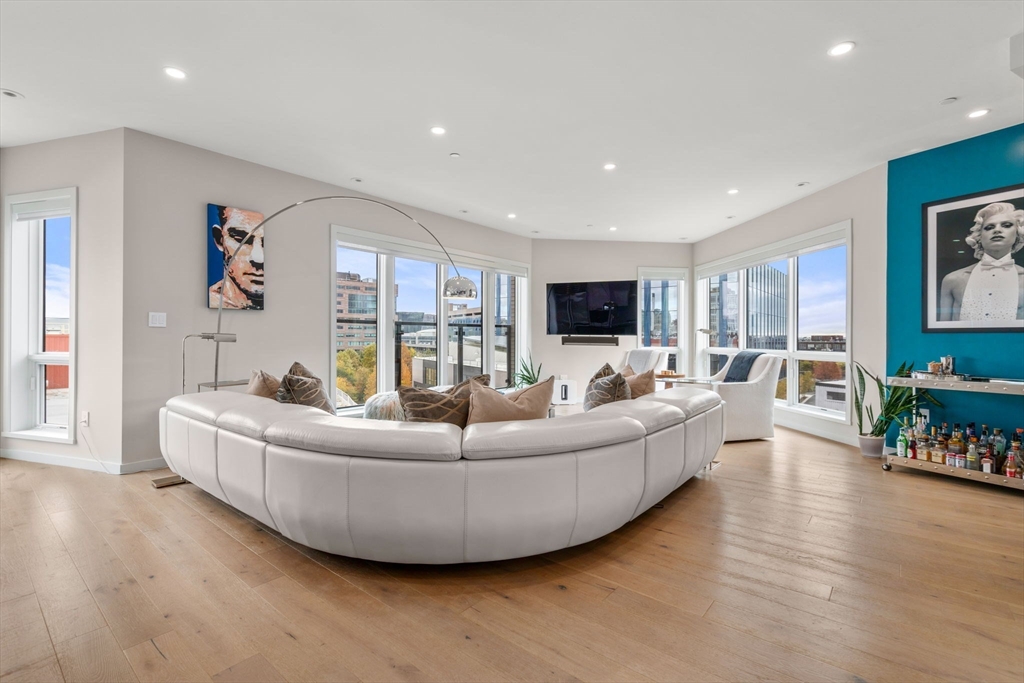 100 A Street, Unit 7 Boston, MA 02127 - Photo 4 of 33