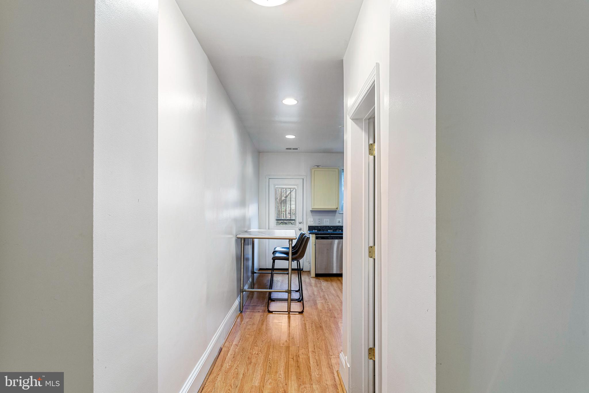 314 K Street Northeast Washington, DC 20002 - Photo 15 of 54