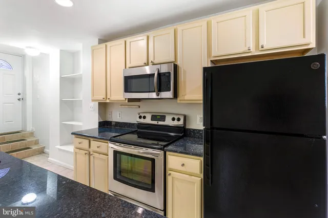 $1,099,000 | 314 K Street Northeast, Washington, DC 20002