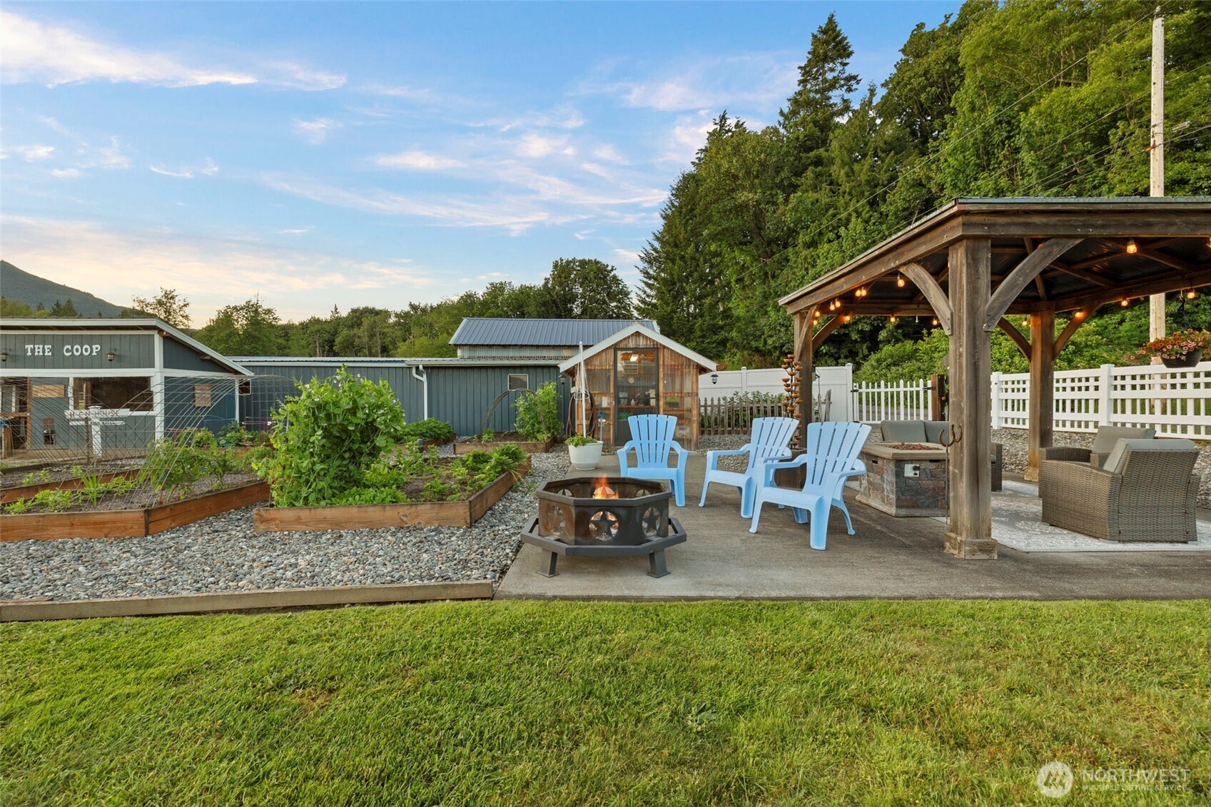 32993 Hamilton Cemetery Road Sedro-Woolley, WA 98284 - Photo 37 of 40