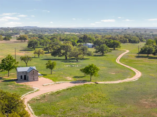 $4,995,000 | 9695 West Us 290 Highway, Hye, TX 78635