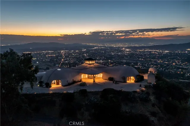 $2,798,000 | 13600 Diamond Point Drive, Unit 1, Yucaipa, CA 92399