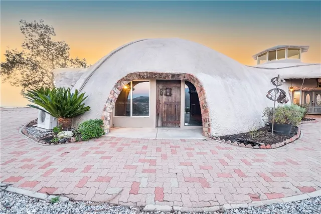 $2,798,000 | 13600 Diamond Point Drive, Unit 1, Yucaipa, CA 92399