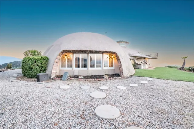 $2,798,000 | 13600 Diamond Point Drive, Unit 1, Yucaipa, CA 92399