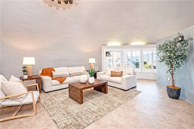 $2,798,000 | 13600 Diamond Point Drive, Unit 1, Yucaipa, CA 92399