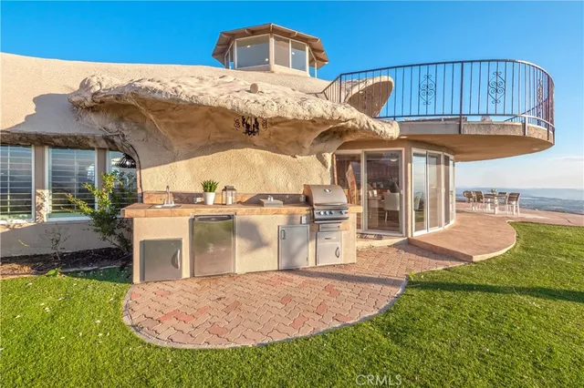 $2,798,000 | 13600 Diamond Point Drive, Unit 1, Yucaipa, CA 92399