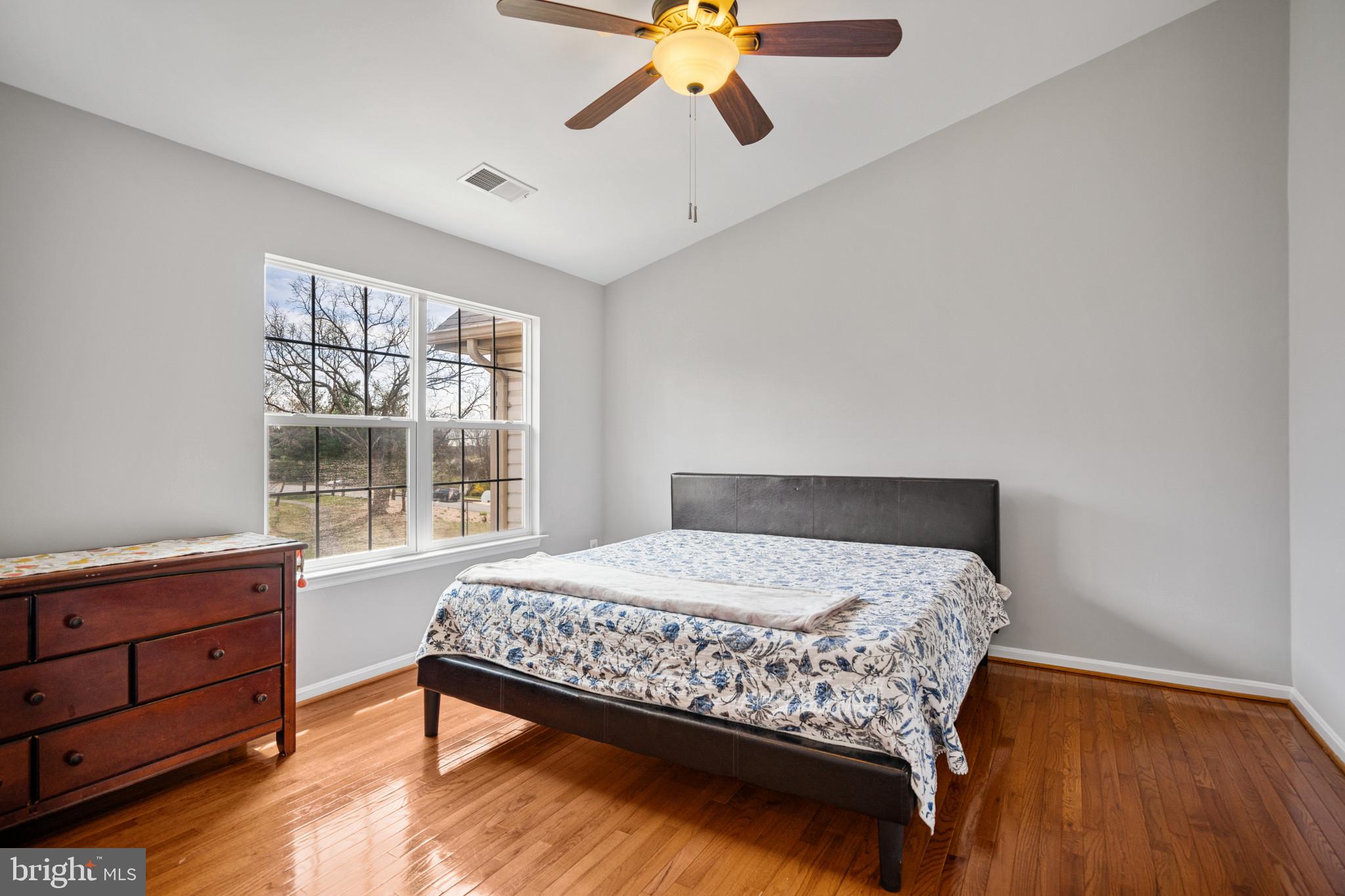 6397 St Timothys Lane Centreville, VA 20121 - Photo 11 of 36