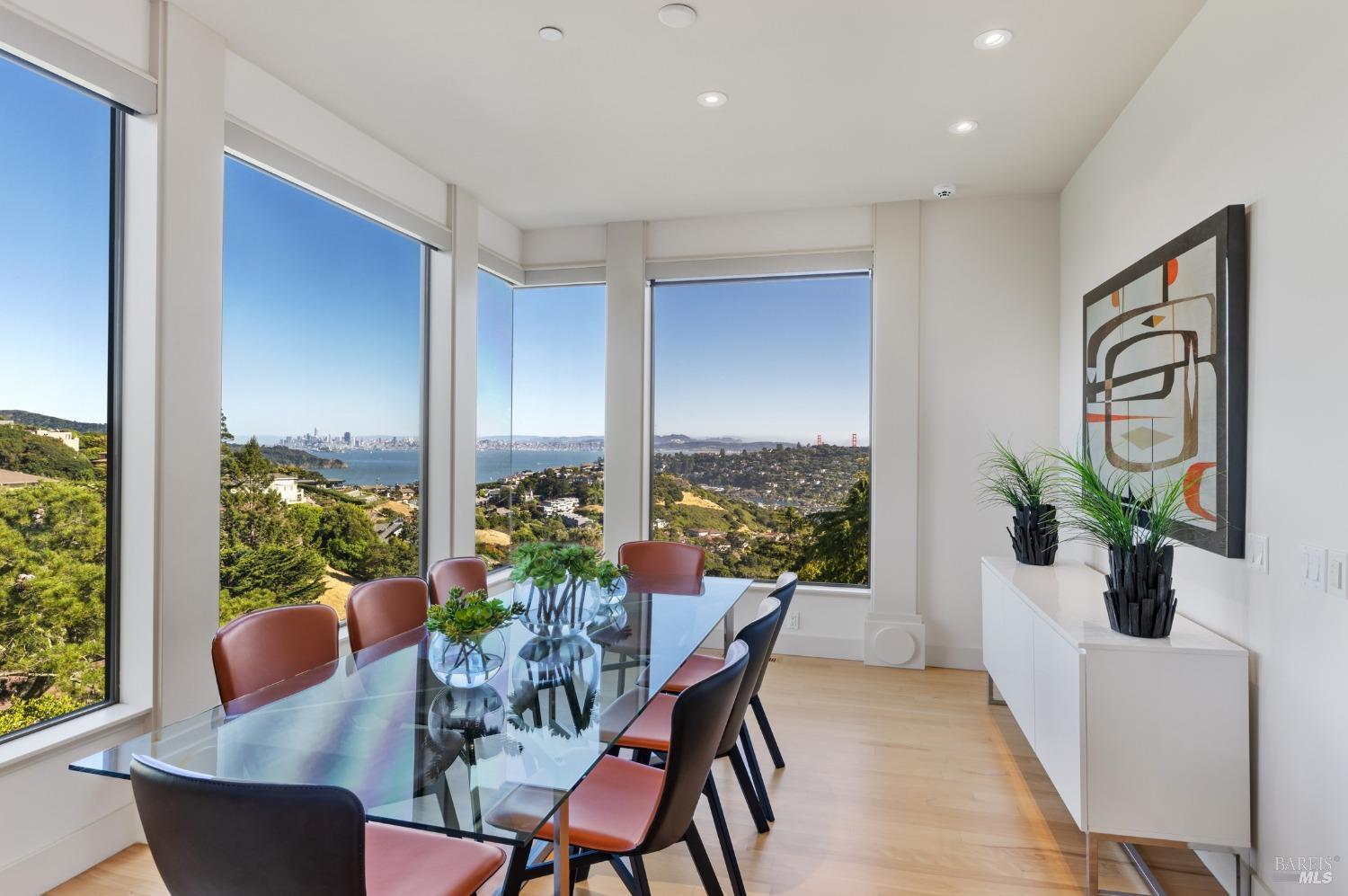 21 Tara Hill Road Tiburon, CA 94920 - Photo 4 of 52