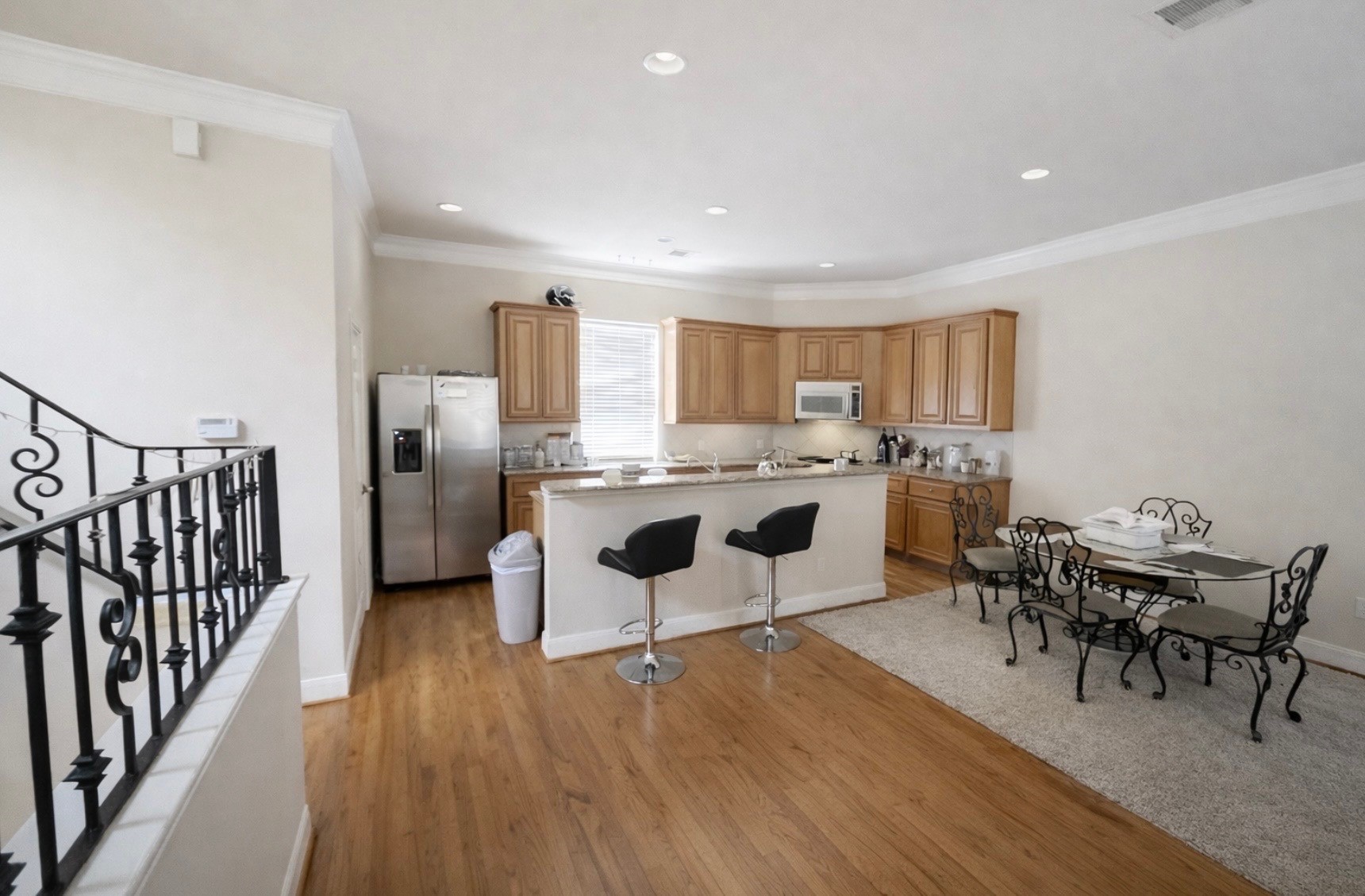 1012 Studer Street Houston, TX 77007 - Photo 4 of 13