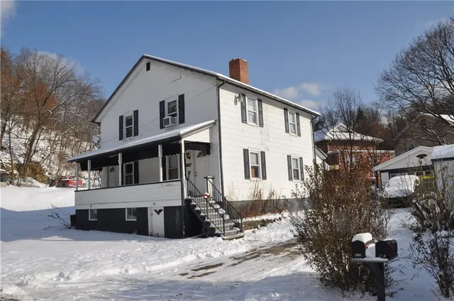 $169,900 | 805-807 Pittsburgh Street, Lower Burrell, PA 15068