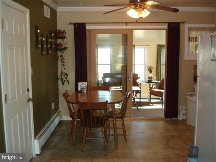 20 Mayflower Road Levittown, PA 19056 - Photo 3 of 23 Gallery Image 3