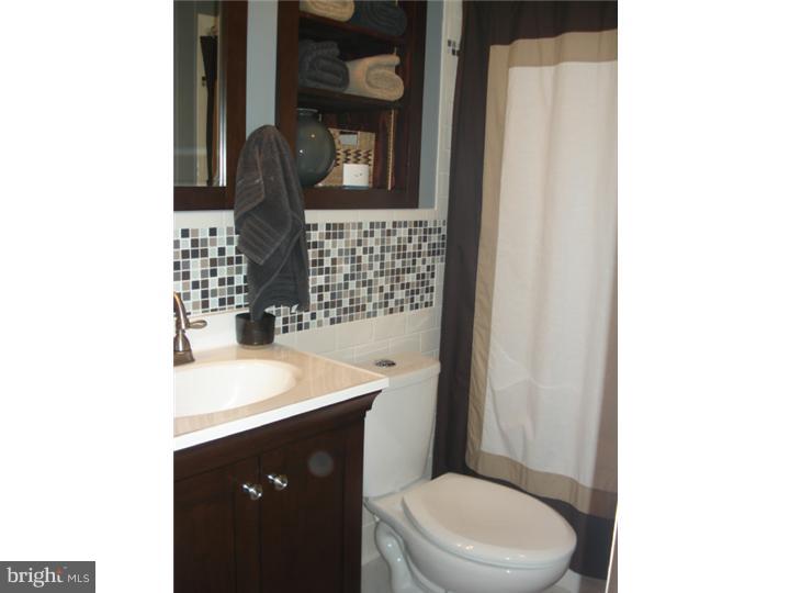 20 Mayflower Road Levittown, PA 19056 - Photo 10 of 23 Gallery Image 10