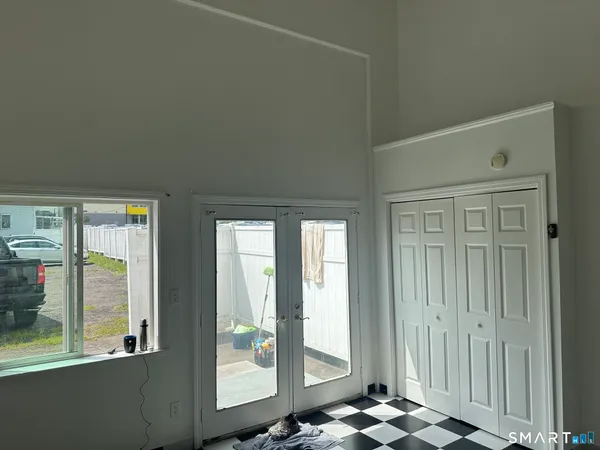 $1,500 | 379 Derby Avenue, Unit 6B, West Haven, CT 06516