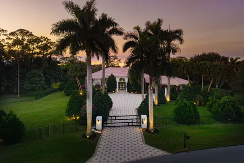 $2,399,900 | 6715 East Calumet Circle, Lake Worth, FL 33467
