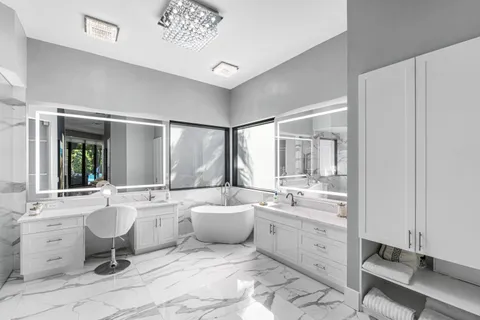 $2,399,900 | 6715 East Calumet Circle, Lake Worth, FL 33467