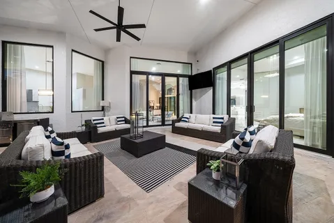 $2,399,900 | 6715 East Calumet Circle, Lake Worth, FL 33467