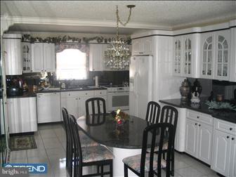860 Edinburg Road Hamilton, NJ 08690 - Photo 2 of 6