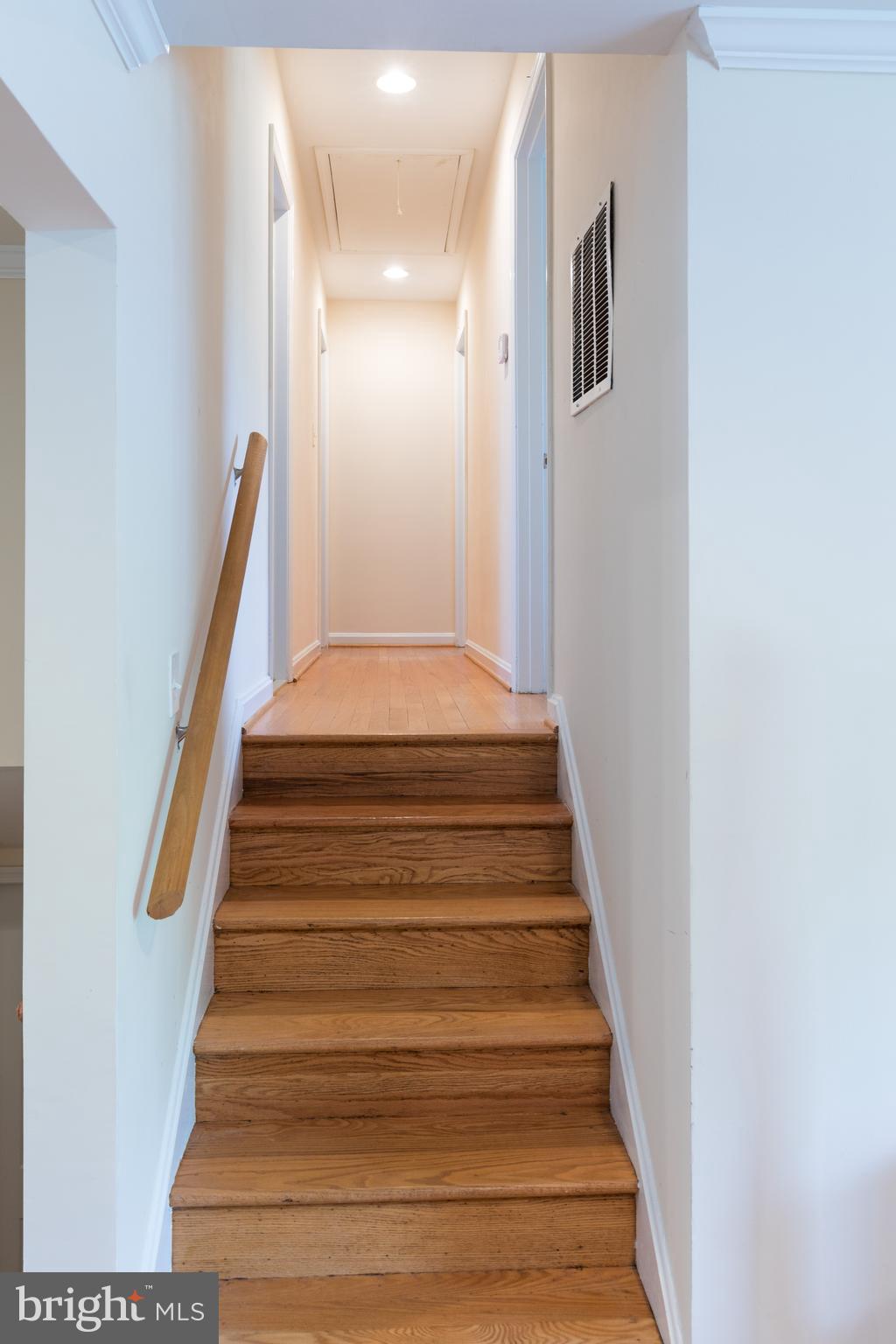 6112 22nd Road North Arlington, VA 22205 - Photo 8 of 31