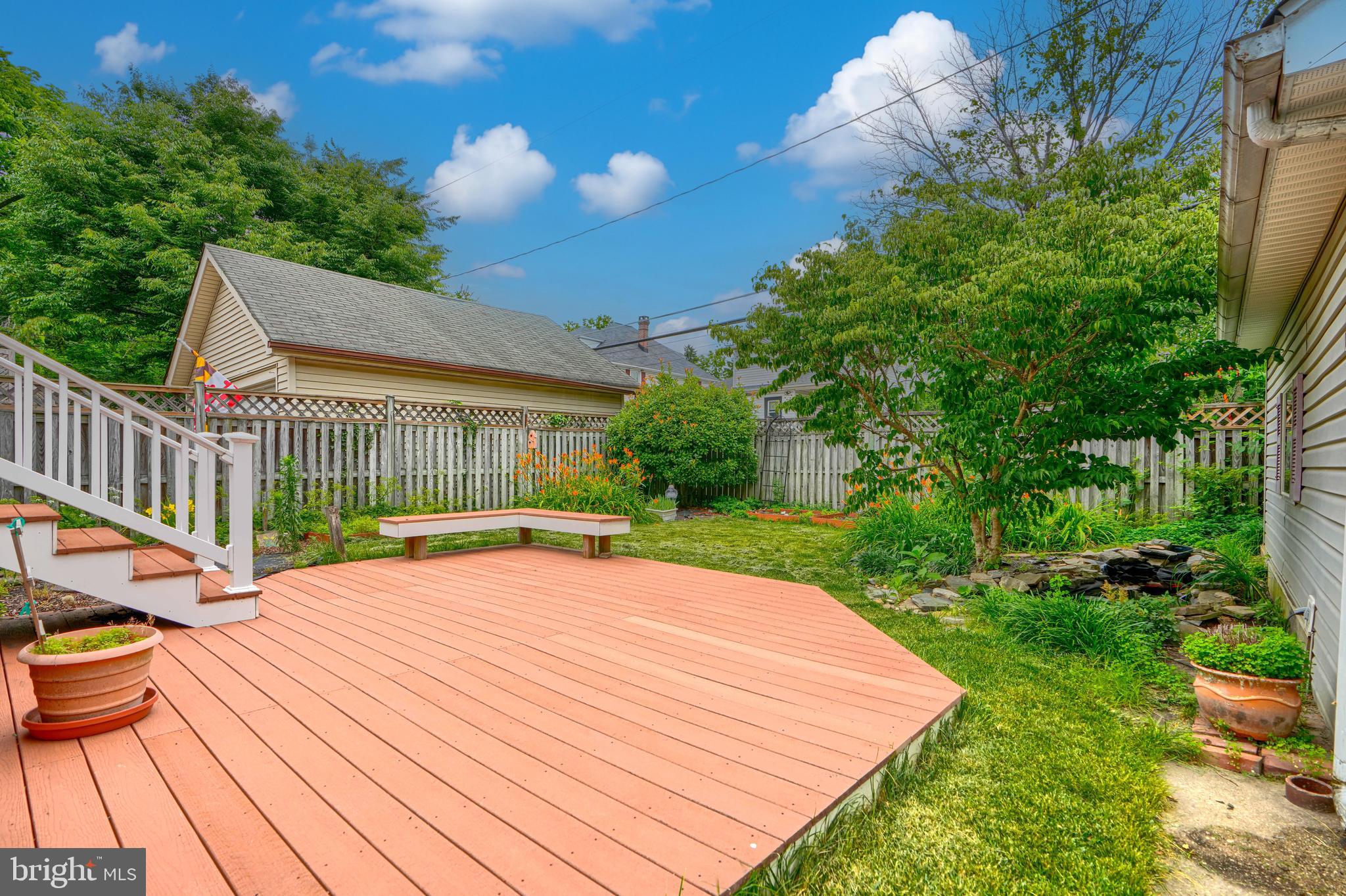 510 Murdock Road Baltimore, MD 21212 - Photo 53 of 68 Platform deck- perfect for entertaining!