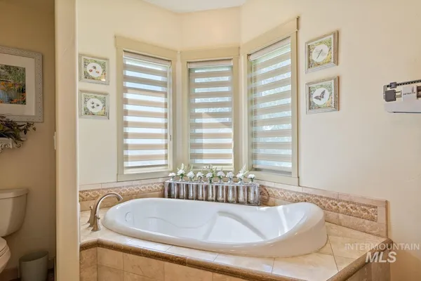 $1,549,000 | 4532 Oak Road, Ontario, OR 97914