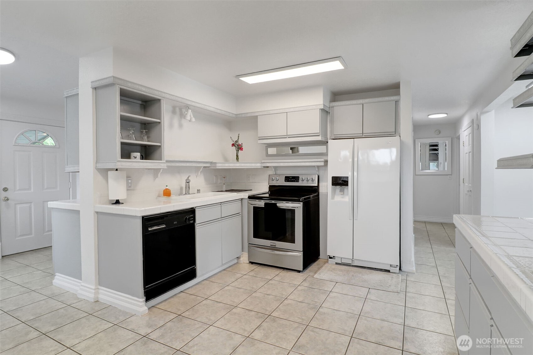 14902 Turner Road Southeast Rainier, WA 98576 - Photo 8 of 40