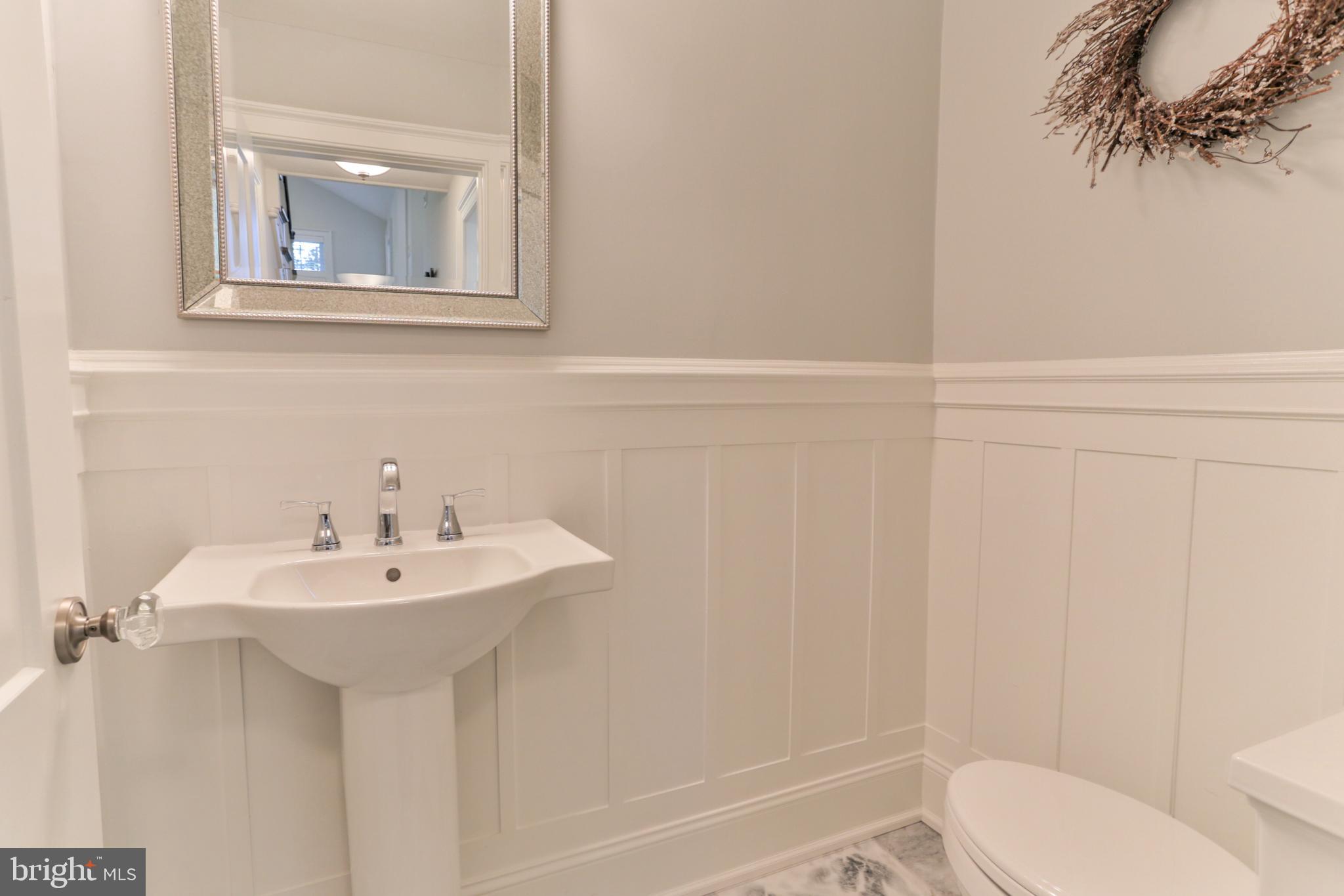 700 Panorama Road Villanova, PA 19085 - Photo 25 of 34 a bathroom with a sink a toilet and shower