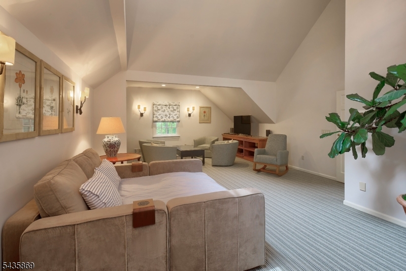 19 Cliffside Way Boonton, NJ 07005 - Photo 19 of 50