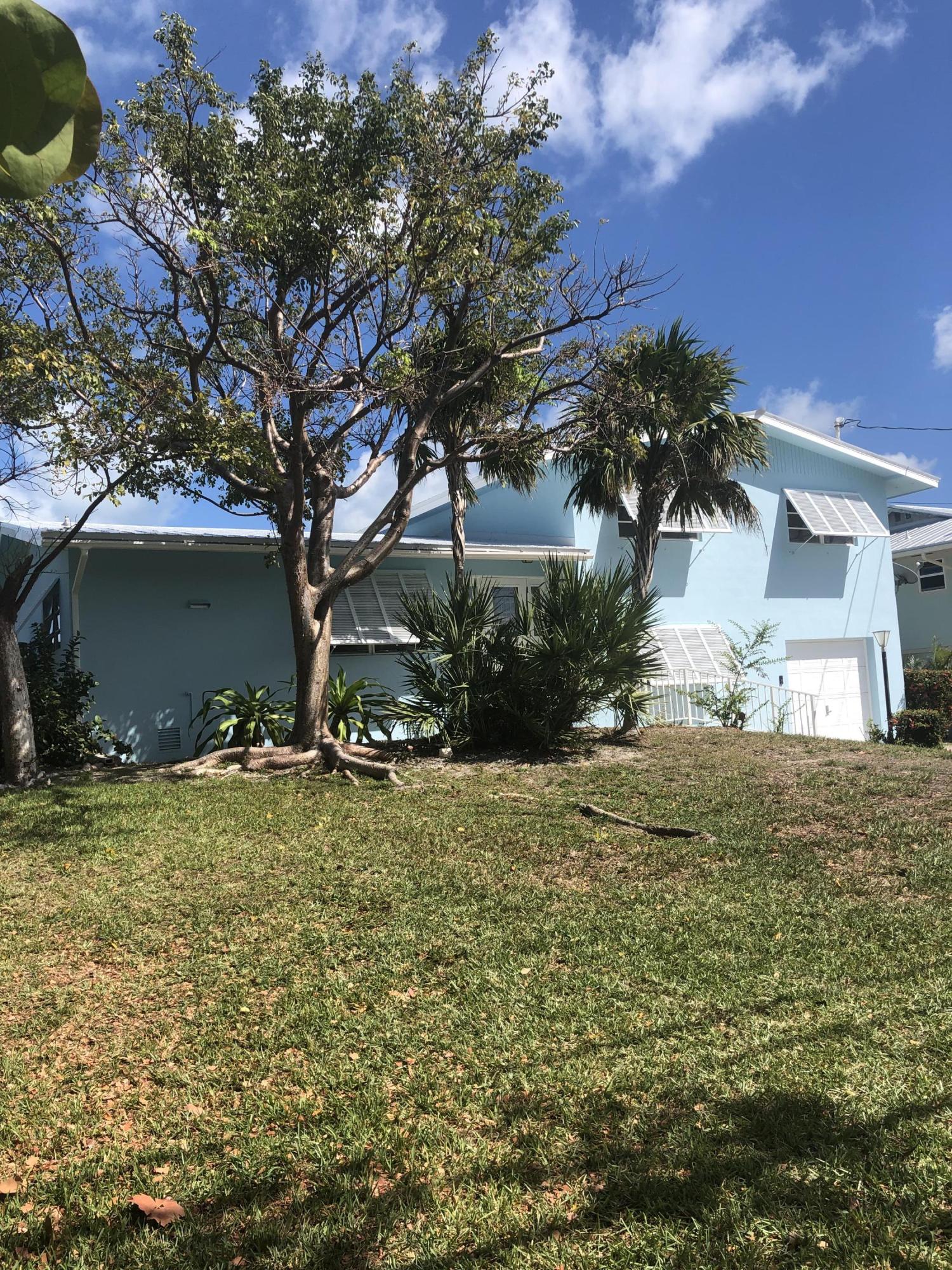 536 Sombrero Beach Road Marathon, FL 33050 - Photo 2 of 14 IMG_0369