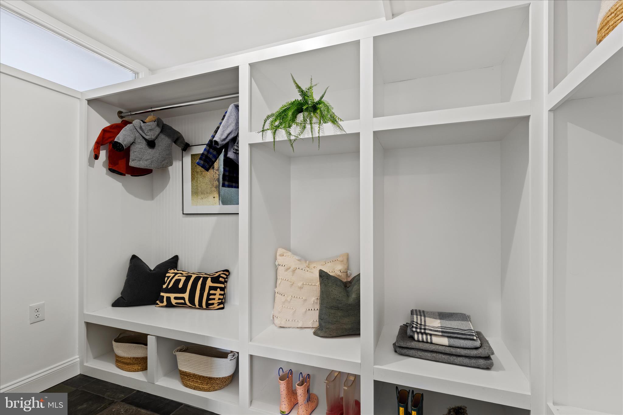 3900 Watson Place Northwest, Unit A 8EFG Washington, DC 20016 - Photo 3 of 59 Entry Mud Room