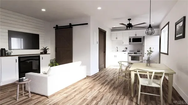 $1,295 | 400 # B Ohio Street, Medina, NY 14103