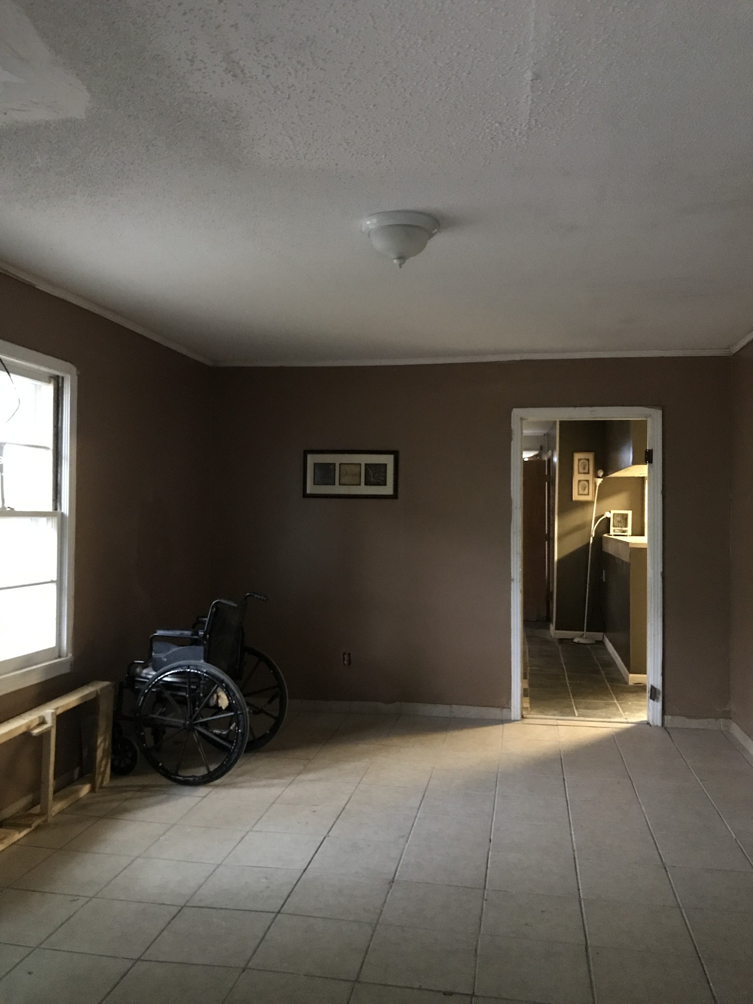 811 Gholson Road Clarksville, TN 37043 - Photo 10 of 25 an empty room with closet