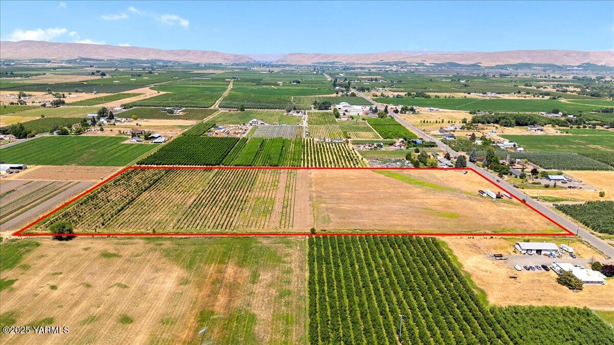 Nka Nka Ashue Road Wapato, WA 98951 - Photo 1 of 21 1-DJI_20250612134913_0004_D 1