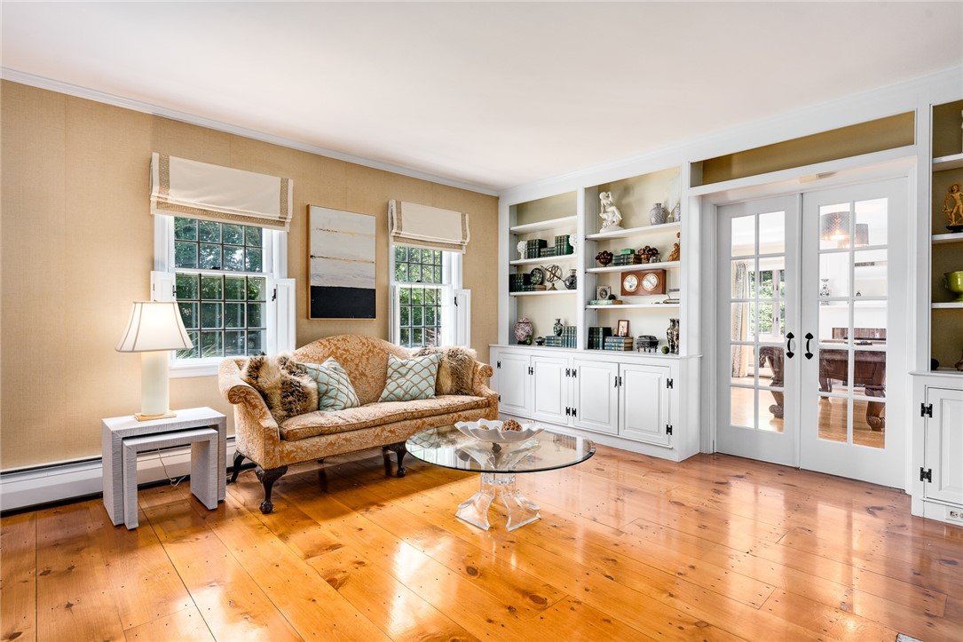 69 Adams Point Road Barrington, RI 02806 - Photo 11 of 29