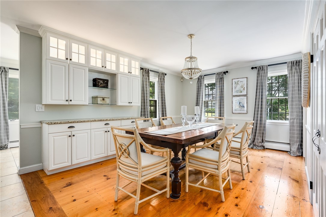 69 Adams Point Road Barrington, RI 02806 - Photo 4 of 29