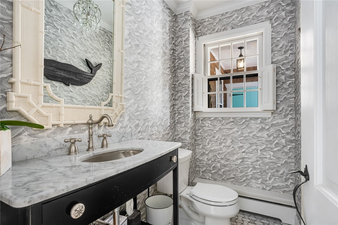 69 Adams Point Road Barrington, RI 02806 - Photo 6 of 29