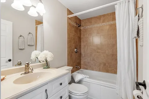 $599,000 | 20 Central Street, Unit 402, Salem, MA 01970