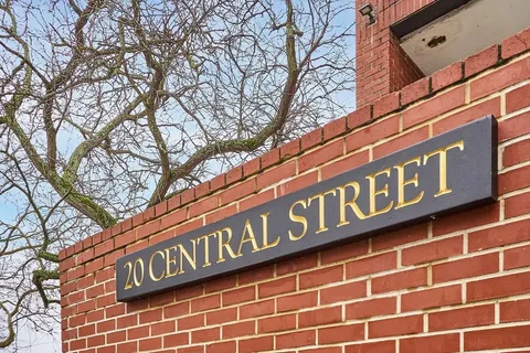$699,000 | 20 Central Street, Unit 402, Salem, MA 01970