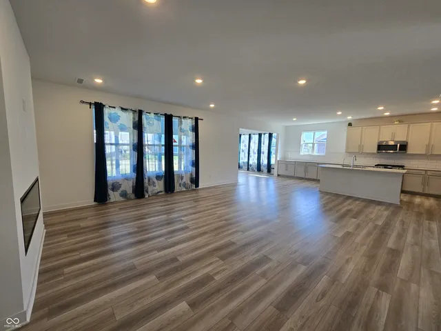 $2,800 | 5128 Summerton Street, McCordsville, IN 46055