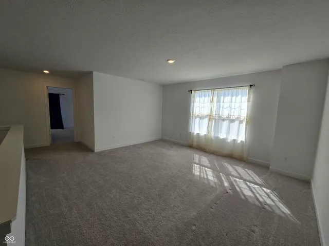 $2,800 | 5128 Summerton Street, McCordsville, IN 46055