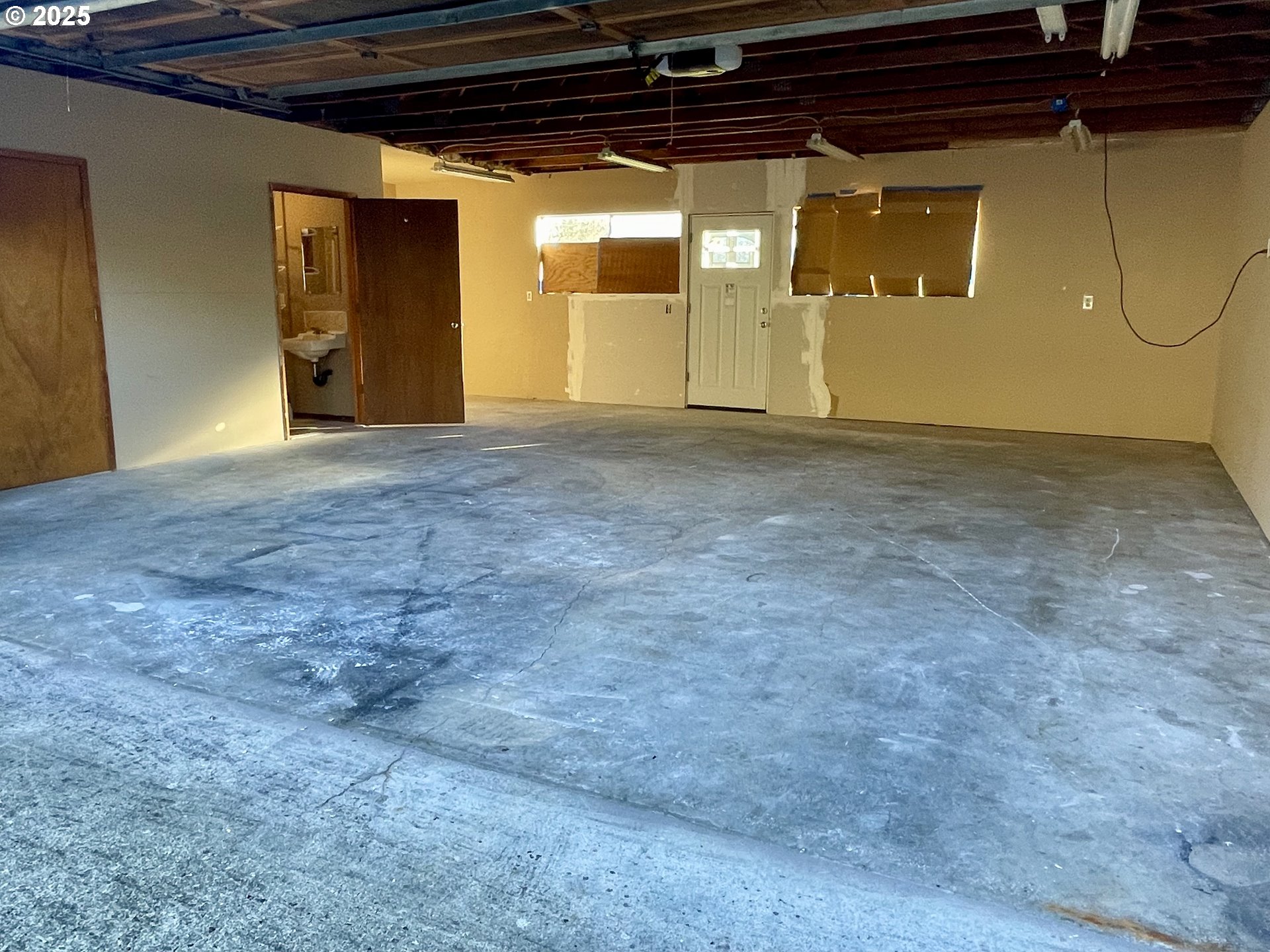 2895 Harris Street Road Kelso, WA 98626 - Photo 44 of 47 a view of empty room