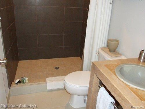 5560 Hosner Road Oxford, MI 48370 - Photo 19 of 23 2nd Bathroom