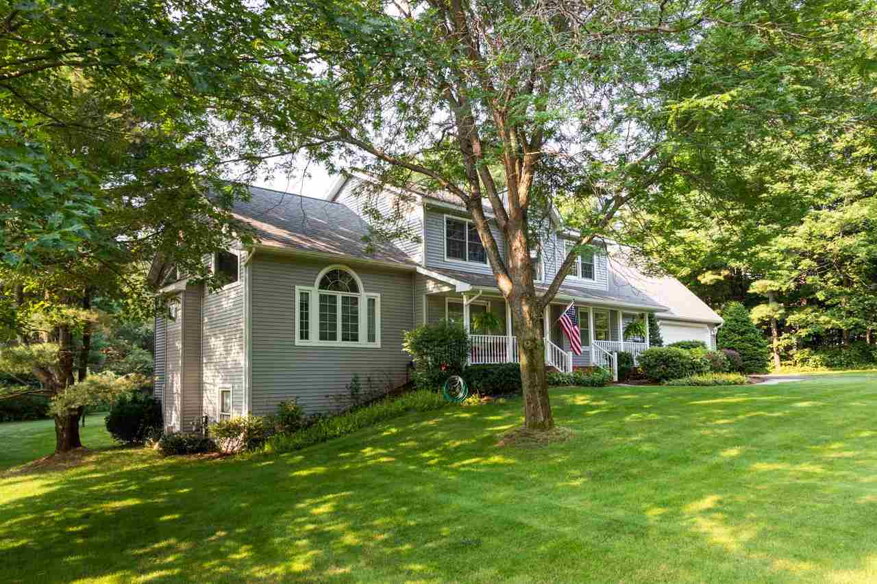 9701 Crescent Shores Road Traverse City, MI 49685 - Photo 1 of 49 1892215.JPG