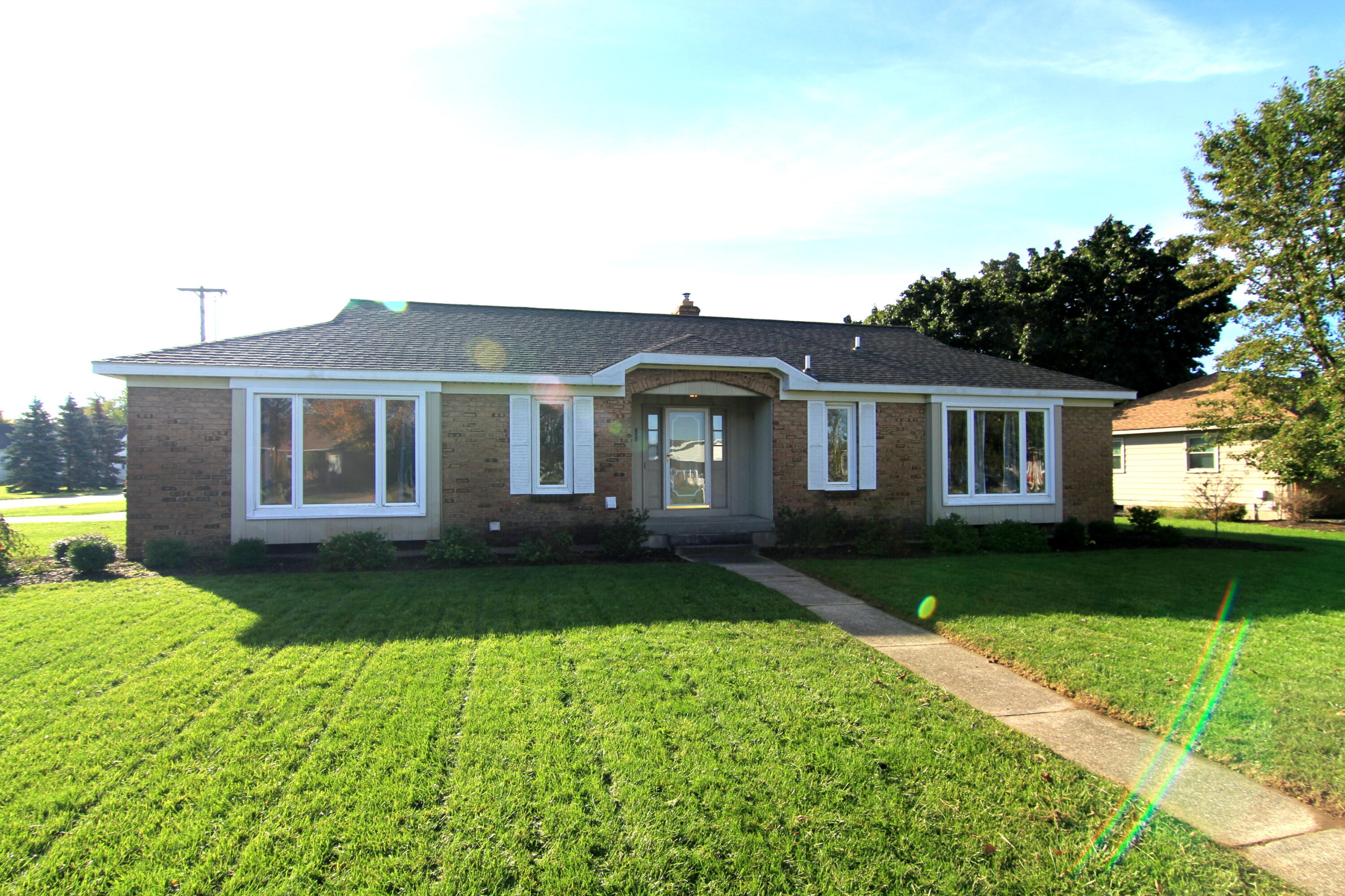 862 Rushmore Street Jenison, MI 49428 - Photo 1 of 40 Front