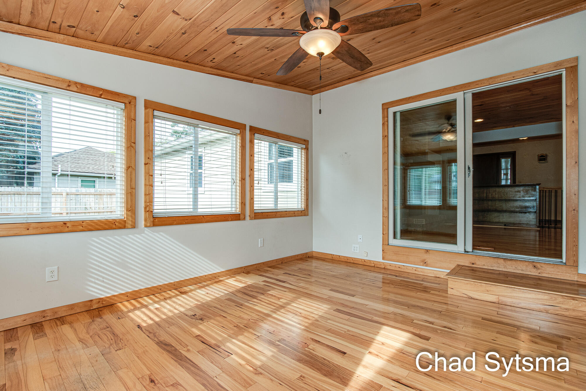 862 Rushmore Street Jenison, MI 49428 - Photo 14 of 40 Sunroom 2