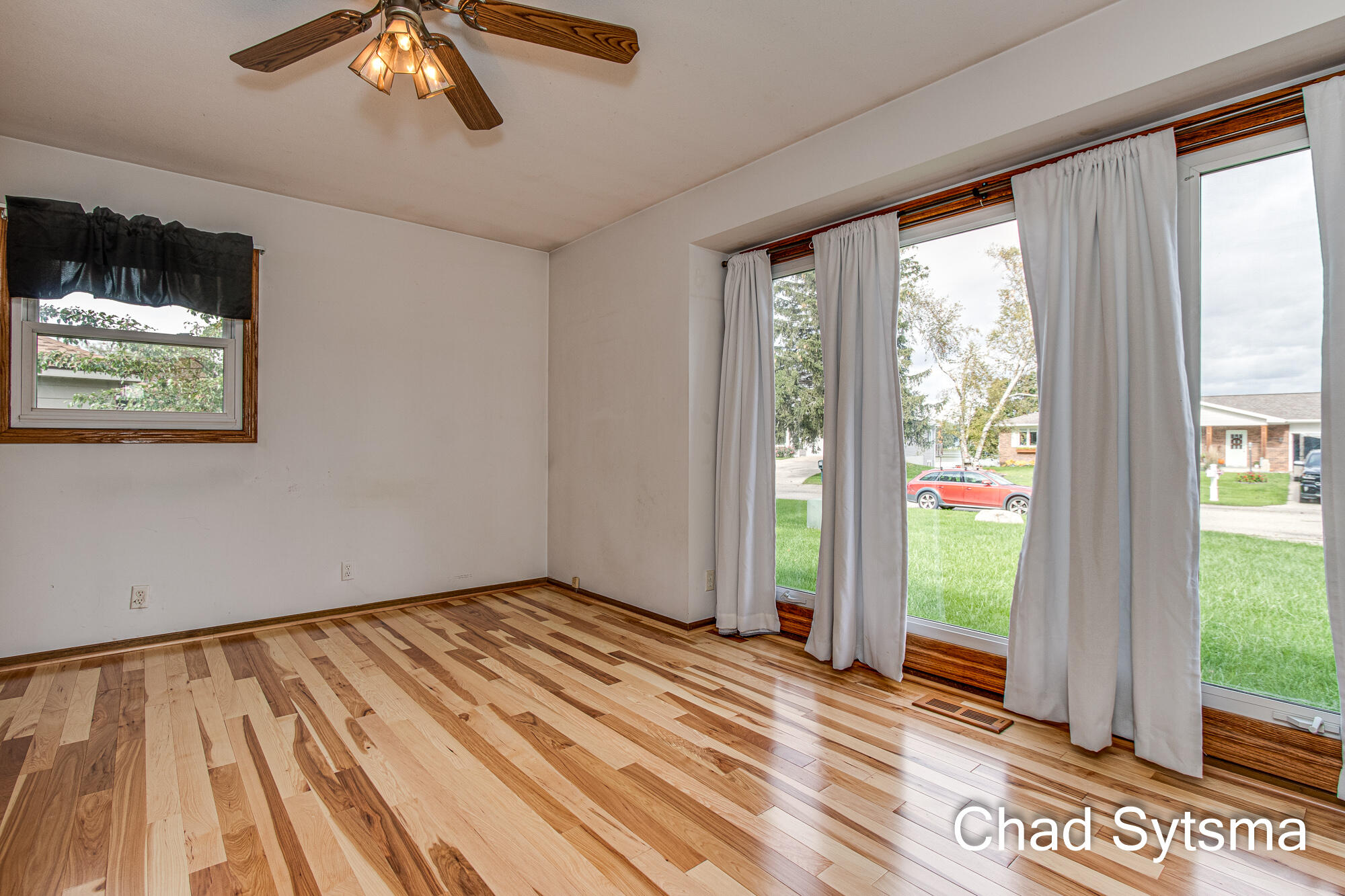 862 Rushmore Street Jenison, MI 49428 - Photo 21 of 40 Primary Bedroom