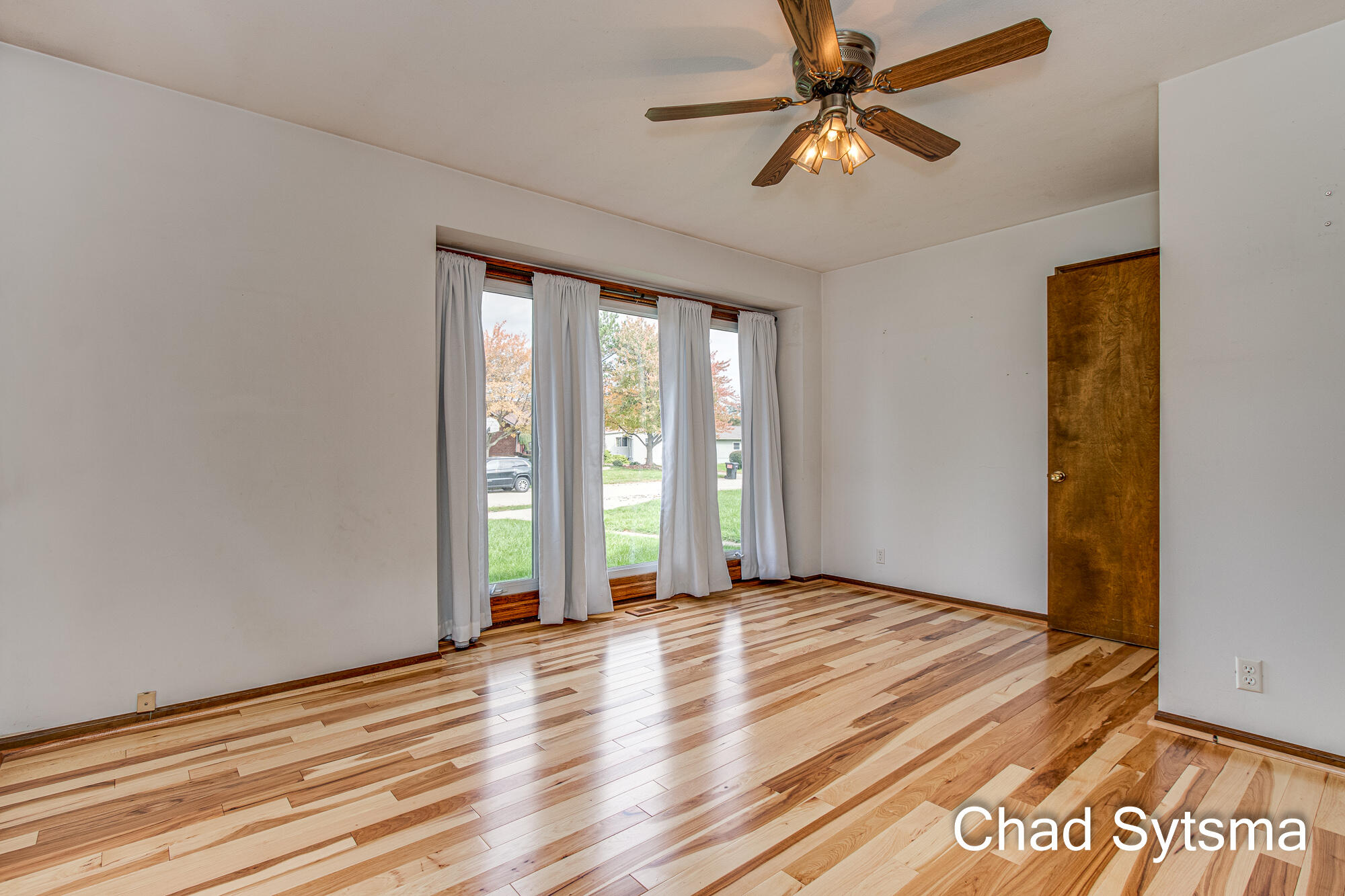 862 Rushmore Street Jenison, MI 49428 - Photo 22 of 40 Primary Bedroom